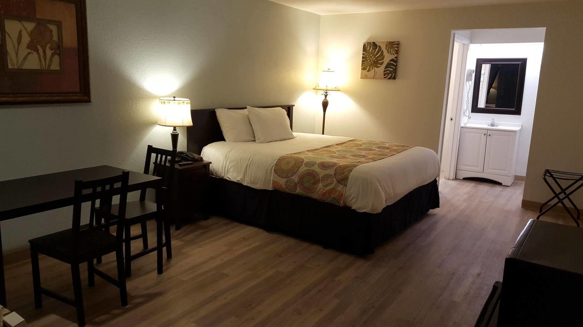 Tricove Inn & Suites Jacksonville Buitenkant foto